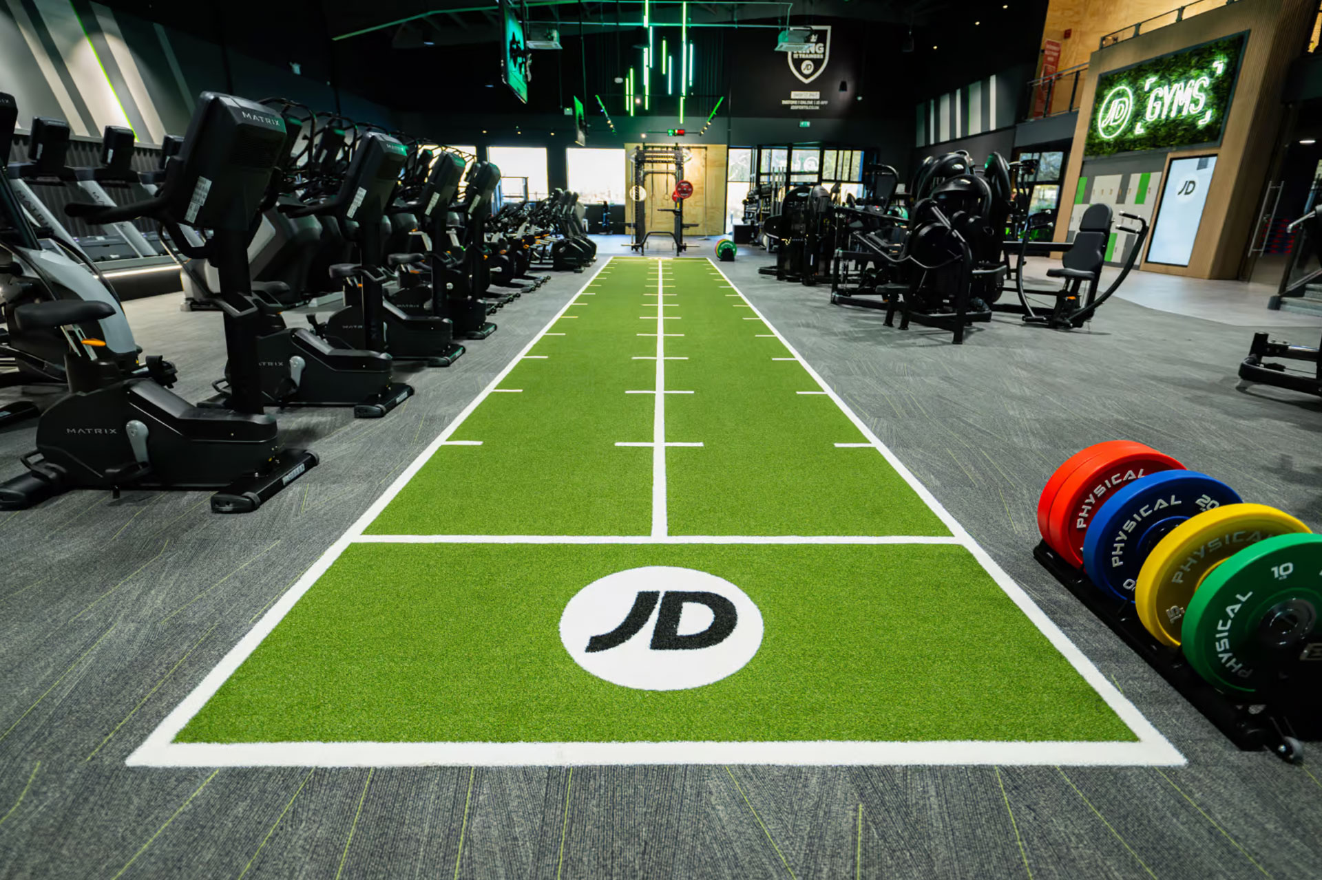 jd_gyms_wigan_prowler_track jd_gyms_wigan_prowler_track