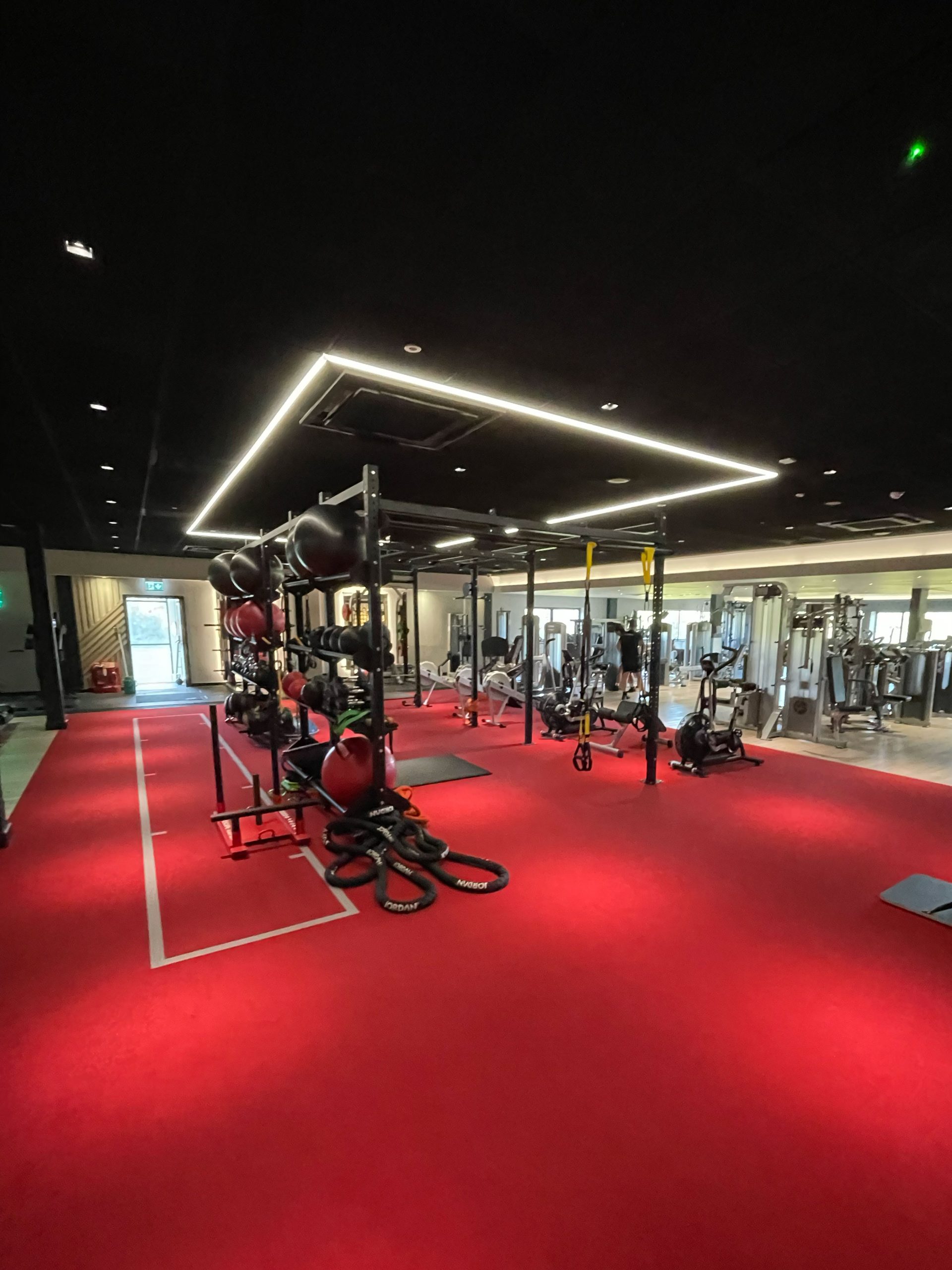 lifesyle-fitness-lightwater-gym-fucntional-rig lifesyle-fitness-lightwater-gym-fucntional-rig