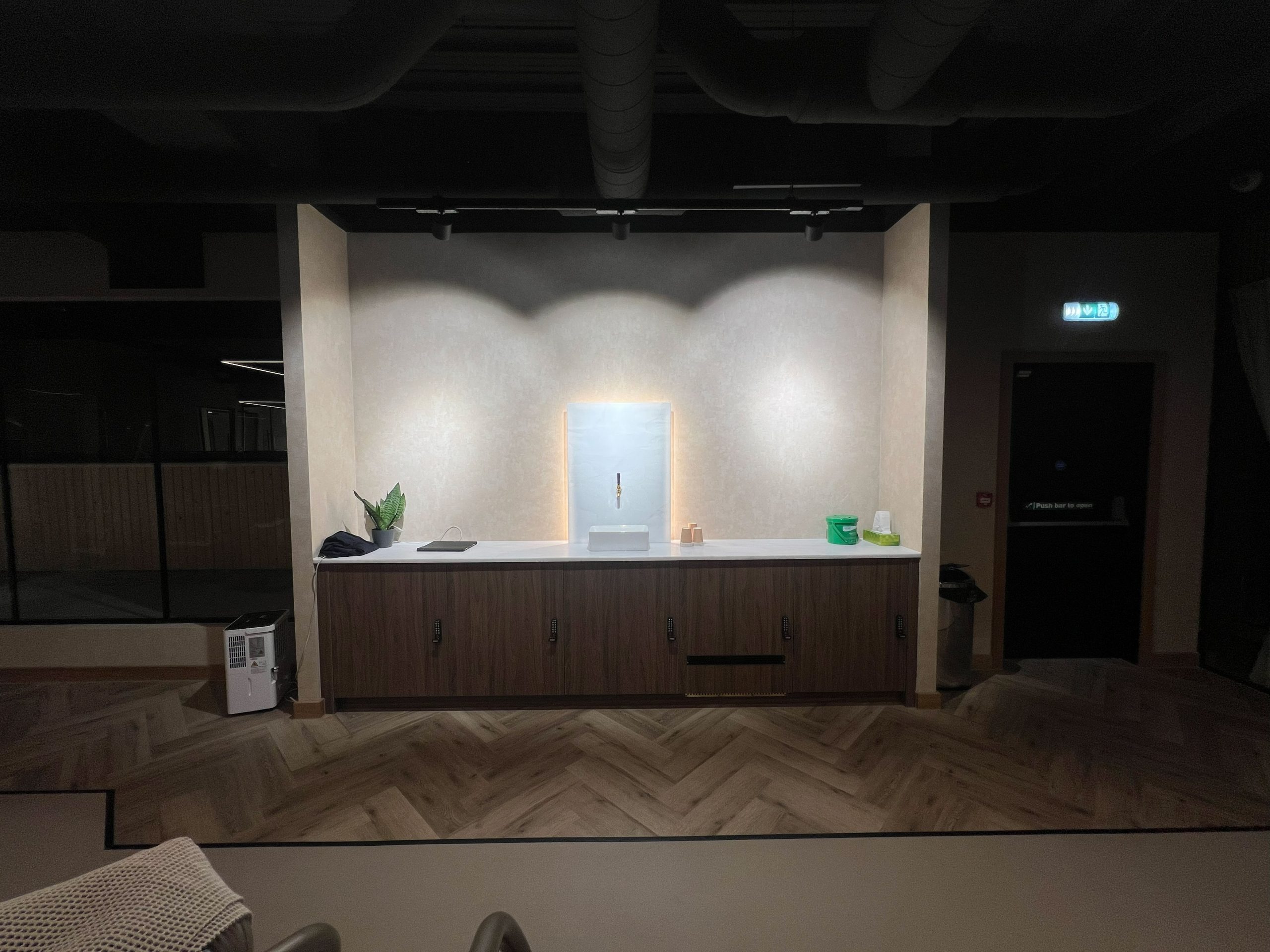 thefit_partnership_esher_gym_bottle_fill