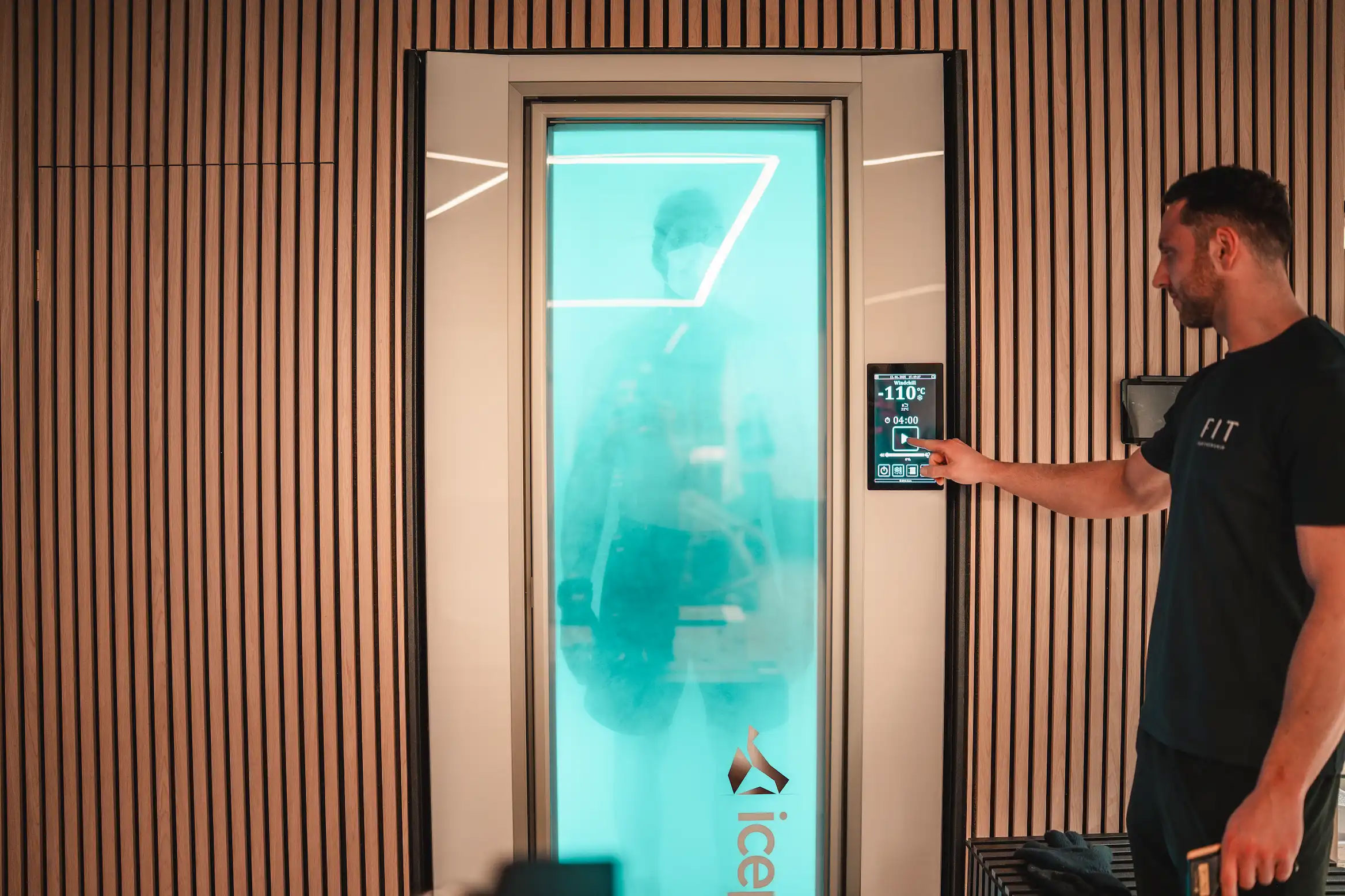 thefit_partnership_esher_gym_ice_pod