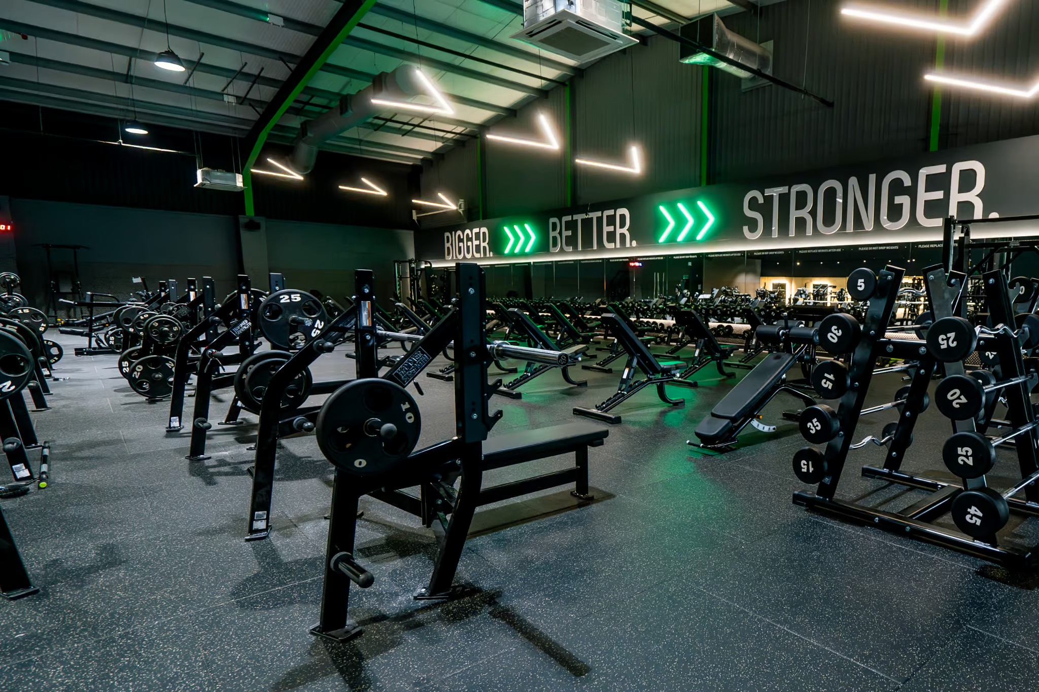 jd-gyms_derby-free-weights-area