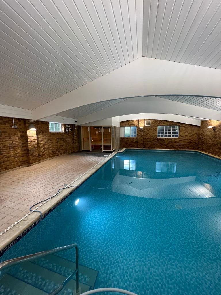 horizon_guildford_swimming-pool-spa-sauna